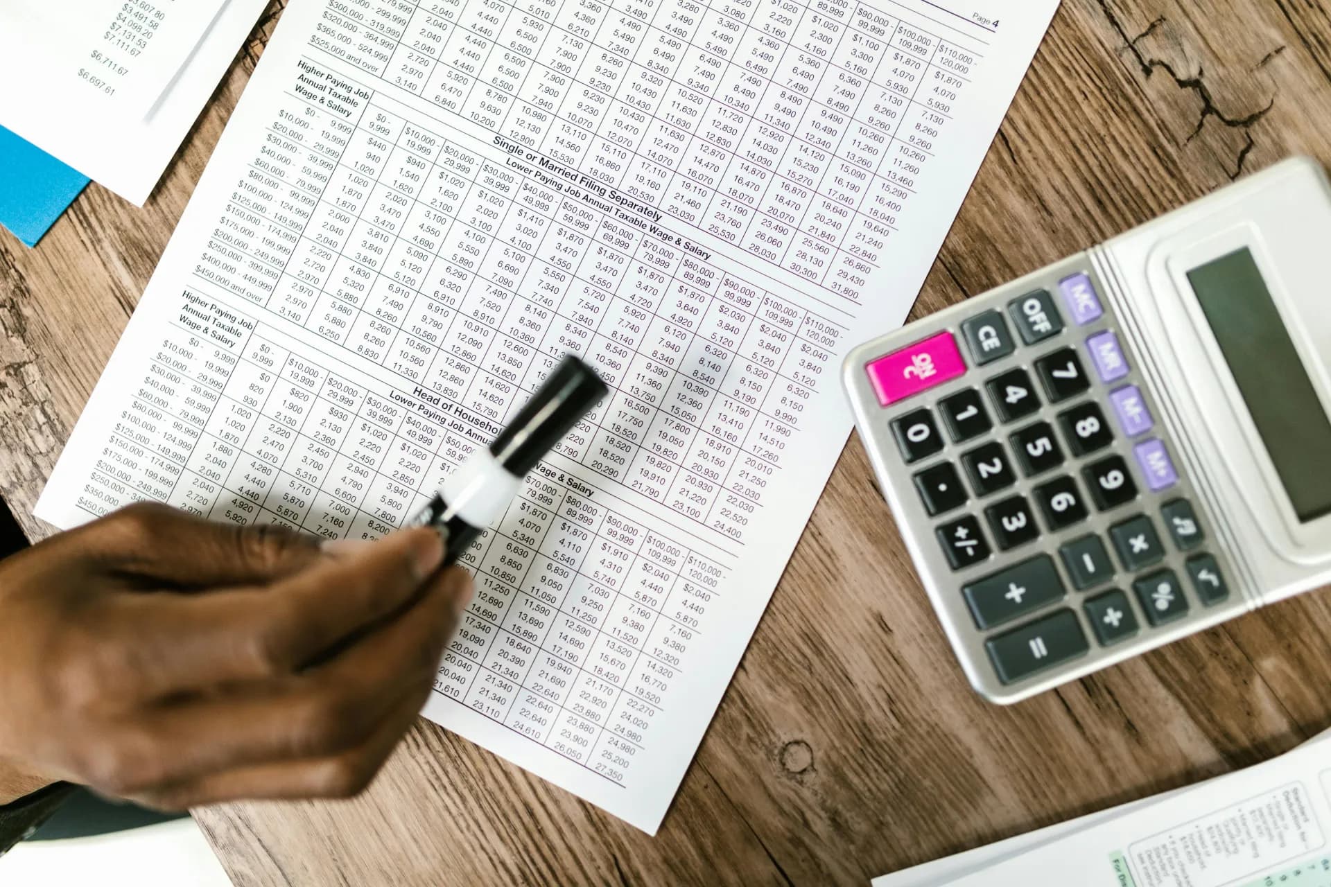 Tired of Manual Bookings? How to Ditch Spreadsheets & Get Organized (for Free!)